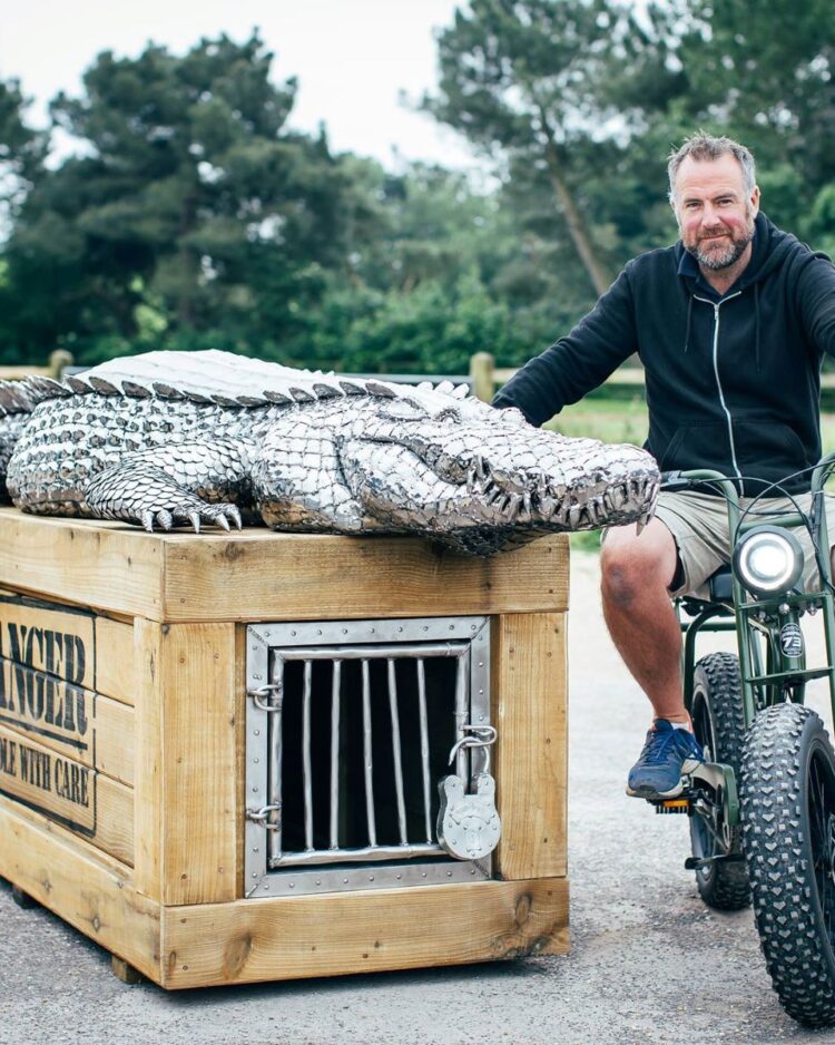'CROCODILE ON A BOX (lrg croc)'