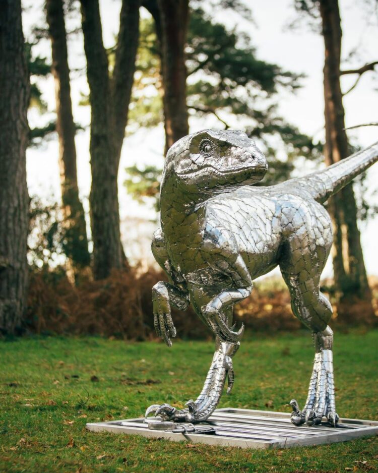 'VELOCIRAPTOR SCULPTURE'