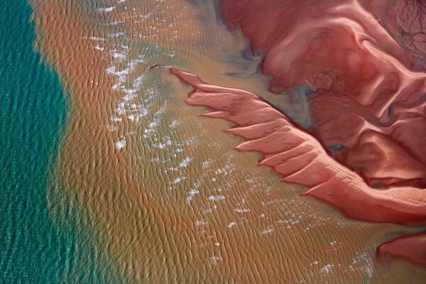 'GIRT BY SEA 001'