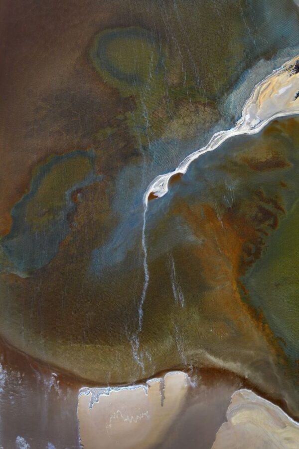 'GIRT BY SEA 008'