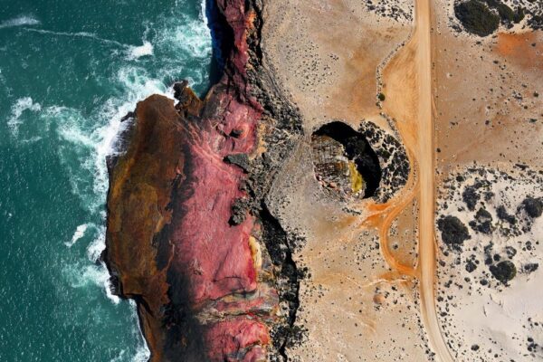 'GIRT BY SEA 011'