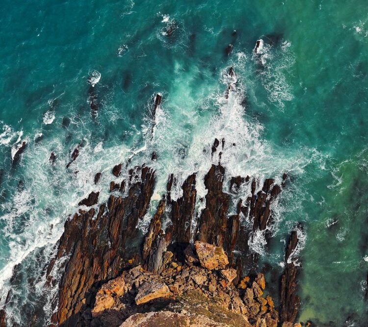 'GIRT BY SEA 013'