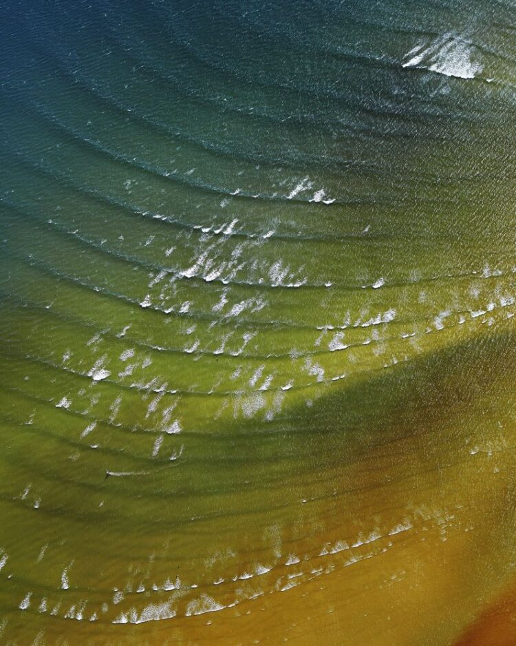 'GIRT BY SEA 033'