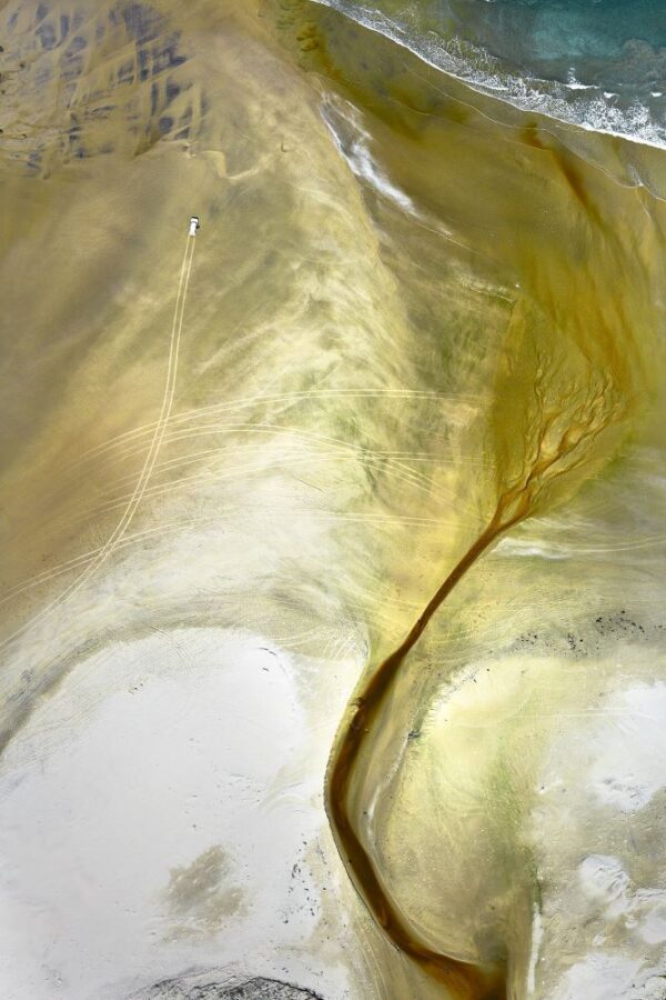 'GIRT BY SEA 035'
