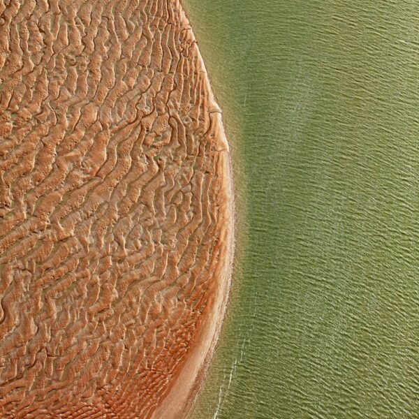 'GIRT BY SEA 040'
