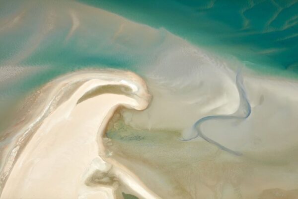 'GIRT BY SEA 050'