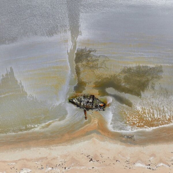 'GIRT BY SEA 051'