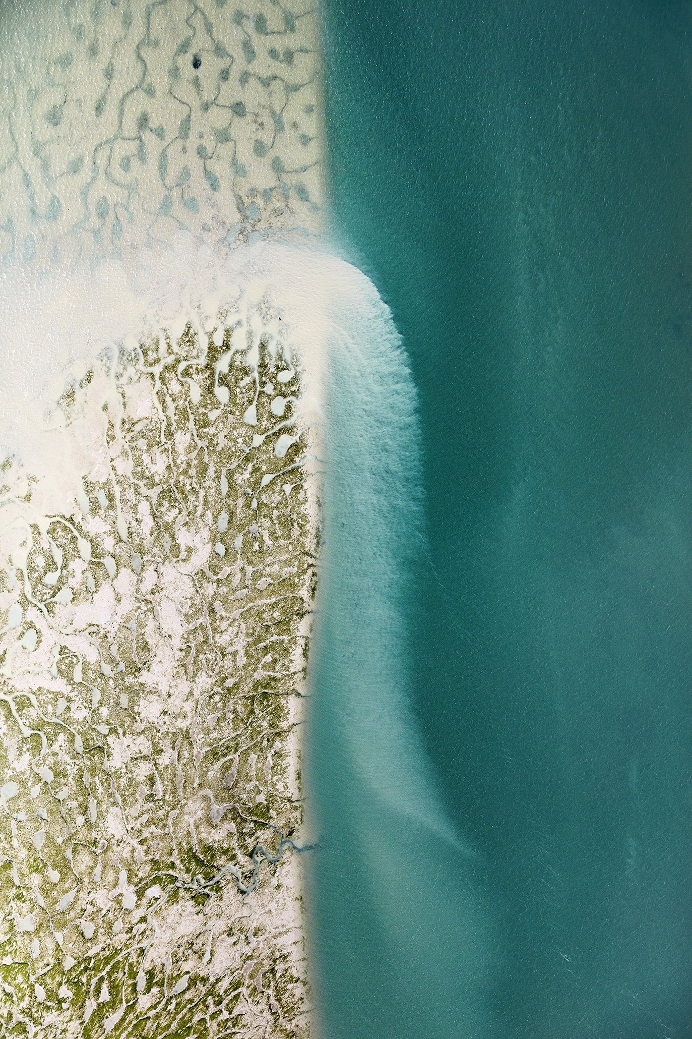 'GIRT BY SEA 068'