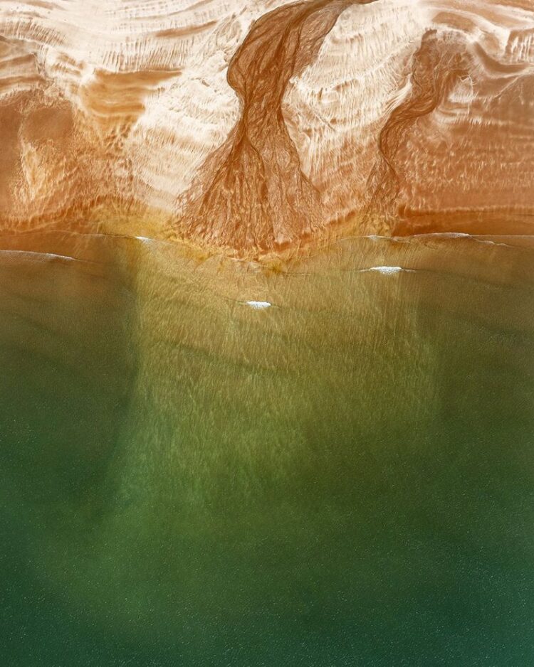 'GIRT BY SEA 069'