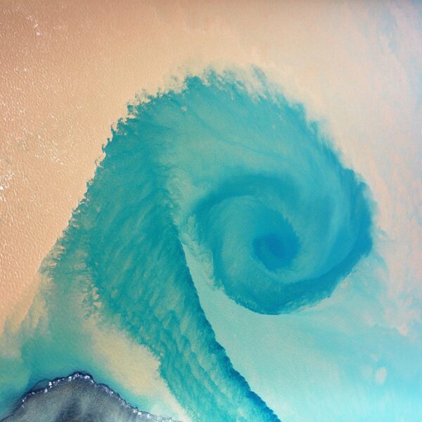'GIRT BY SEA 075'