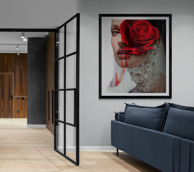 'LOVE ME WITH ROSES'